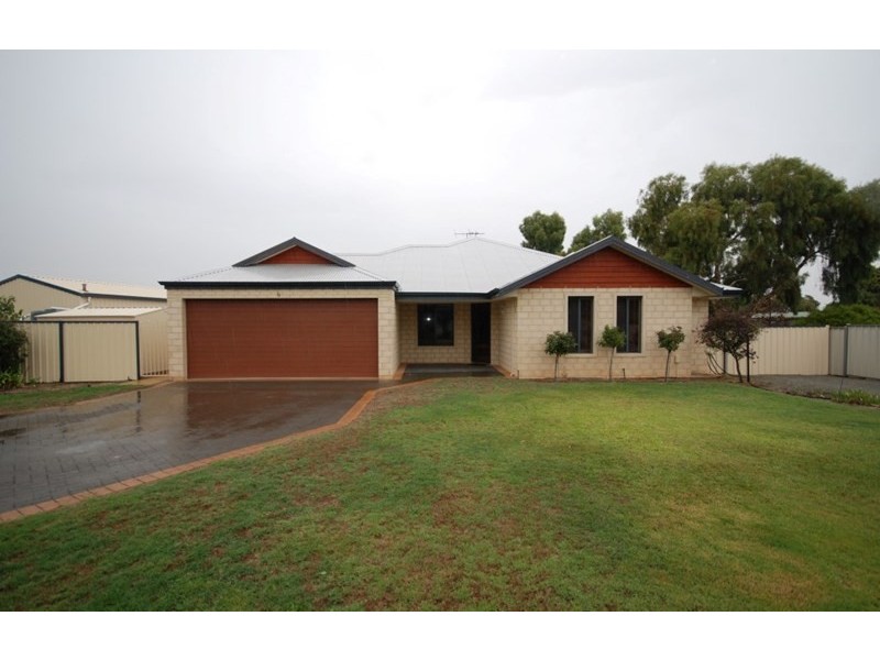 6 George Street, Wagin WA 6315