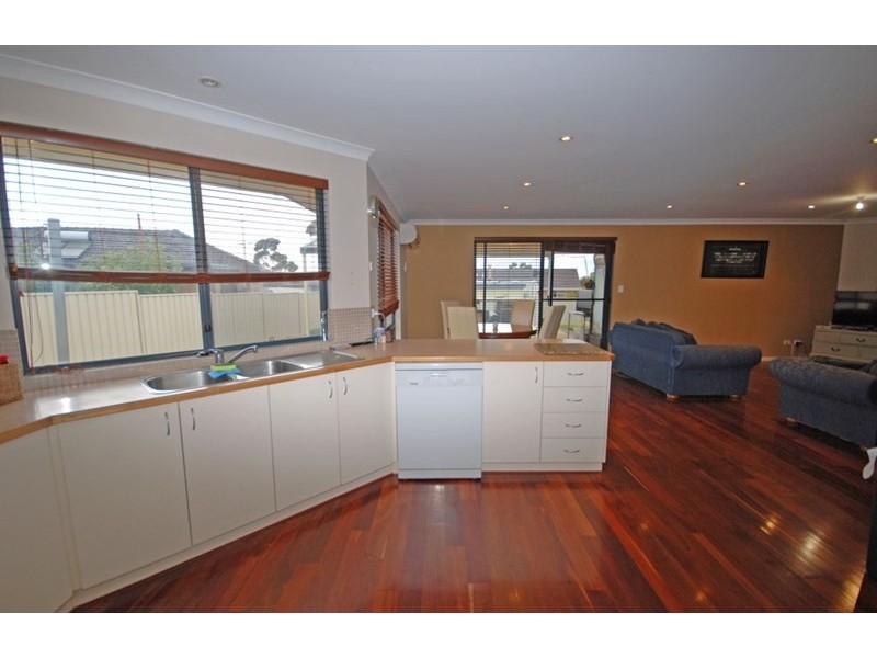 6 George Street, Wagin WA 6315