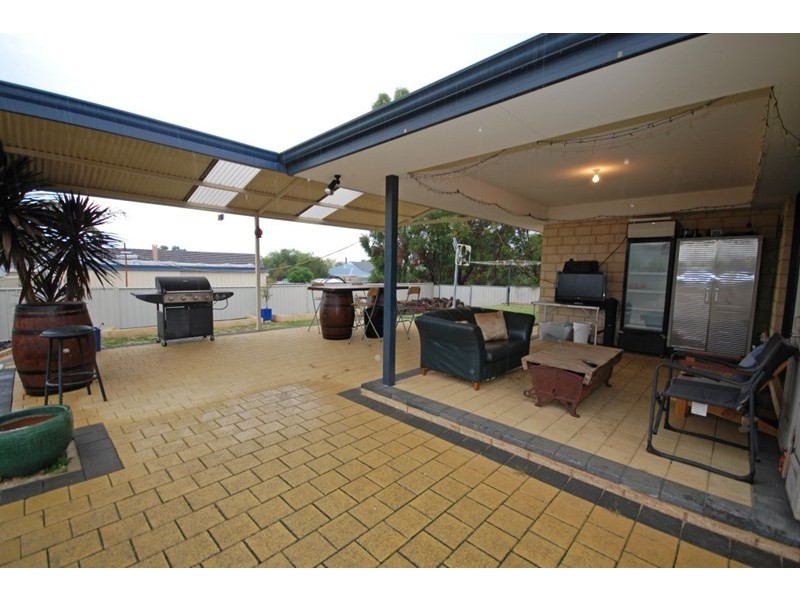 6 George Street, Wagin WA 6315