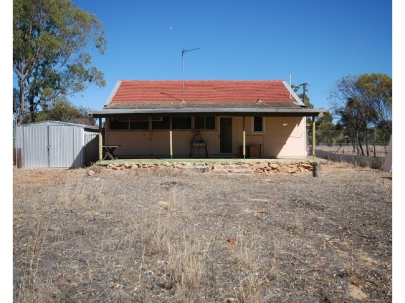 5 Railway Street, Pingelly WA 6308