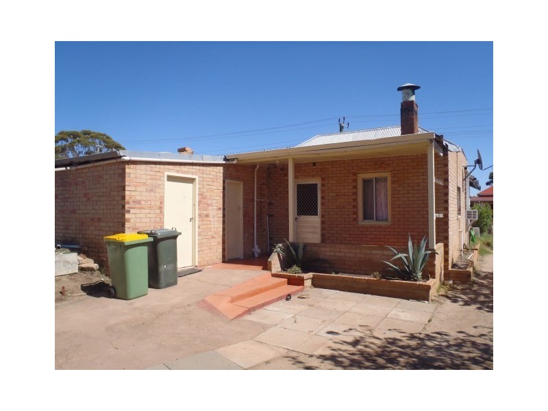11 Trench Street, Wagin WA 6315