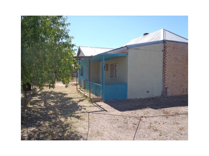 11 Trench Street, Wagin WA 6315