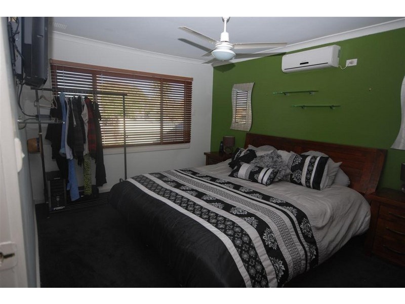 8 Clark Street, Narrogin WA 6312