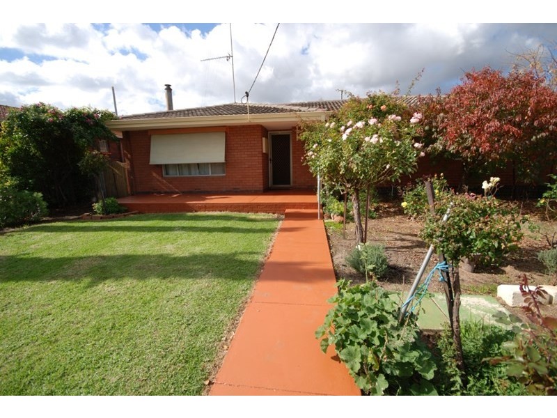 35 Garfield Street, Narrogin WA 6312