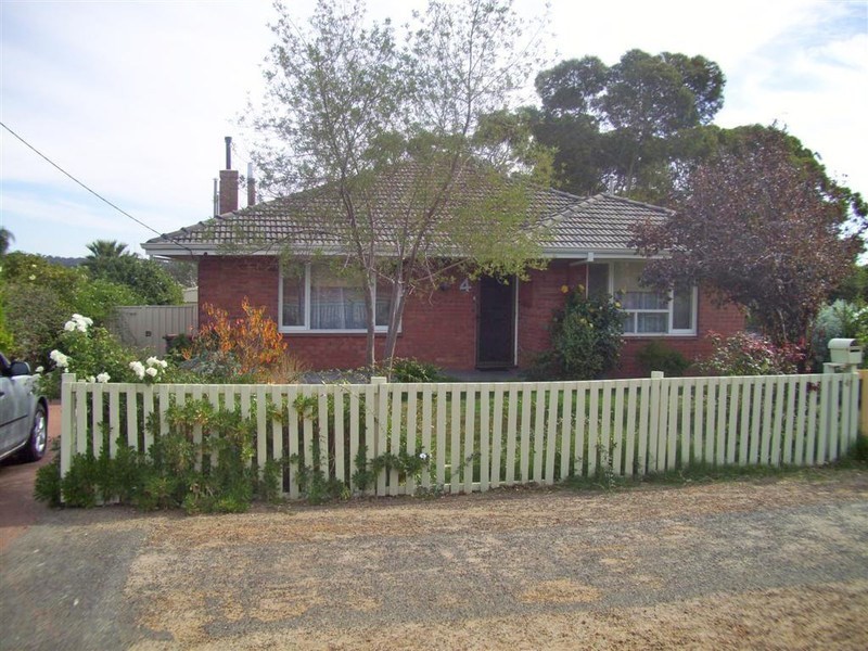 4 Butler Street, Narrogin WA 6312