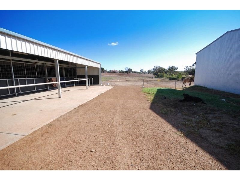 16 Dellar Street, Narrogin WA 6312