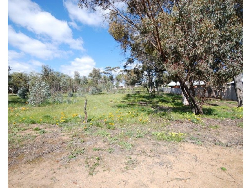 35 Eliot Street, Pingelly WA 6308