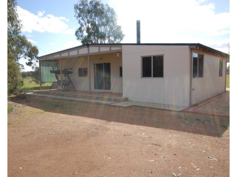 49 Popanyinning East Road, Popanyinning WA 6309