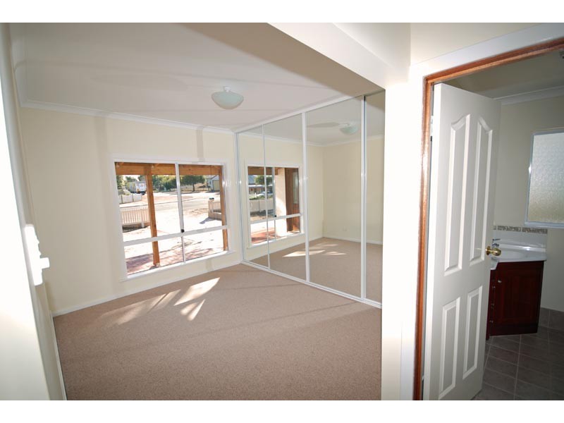 38 Doney Street, Narrogin WA 6312