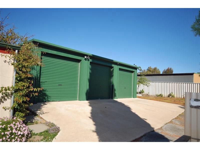 7 Parade Street, Pingelly WA 6308