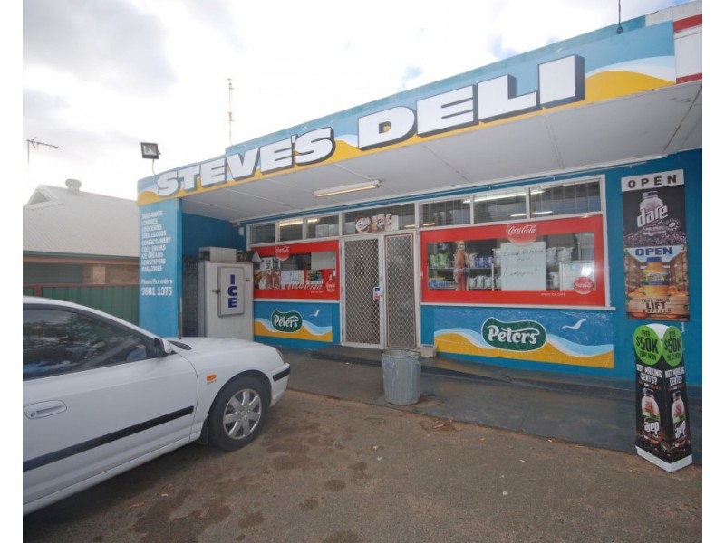 11 Doney Street, Narrogin WA 6312