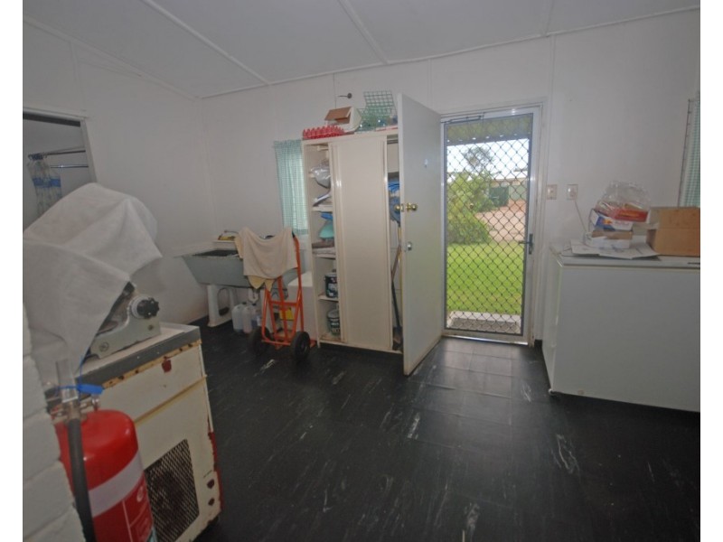 11 Doney Street, Narrogin WA 6312