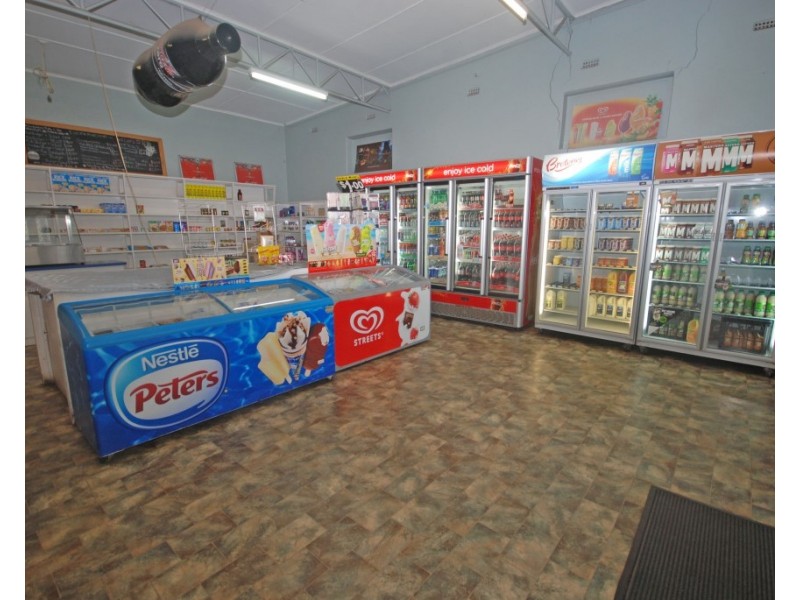 11 Doney Street, Narrogin WA 6312