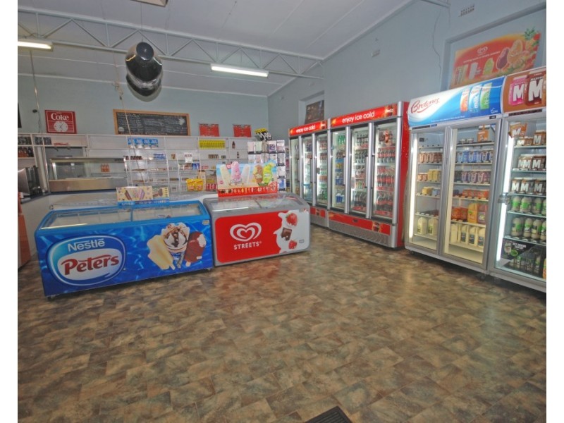 11 Doney Street, Narrogin WA 6312