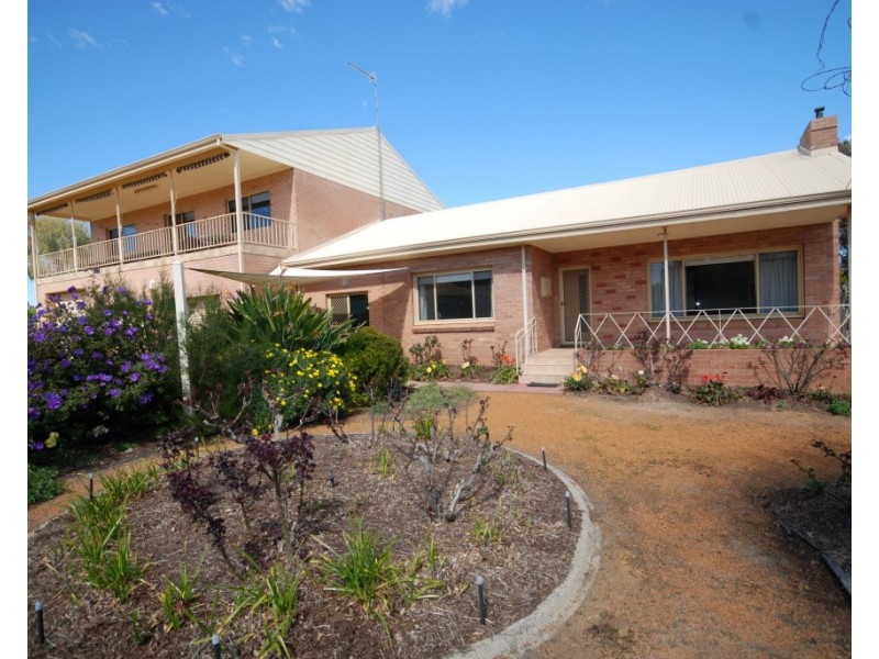 17 Brown Street, Pingelly WA 6308