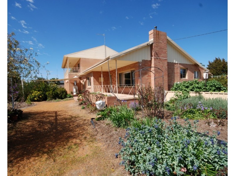 17 Brown Street, Pingelly WA 6308
