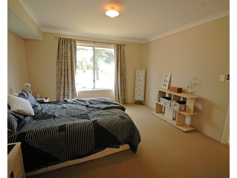 27B Argus Street, Narrogin WA 6312