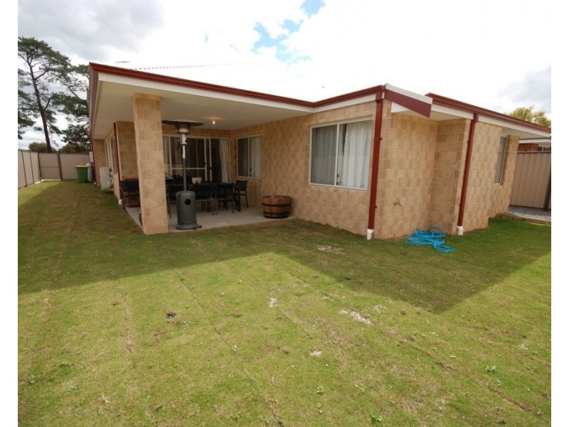 27B Argus Street, Narrogin WA 6312