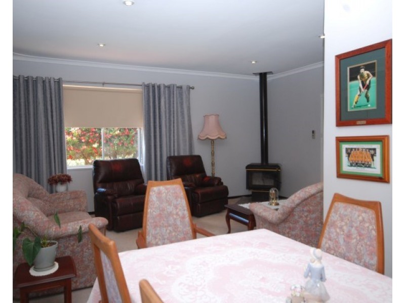 2 Scott Street, Narrogin WA 6312