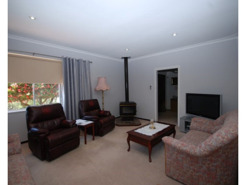 2 Scott Street, Narrogin WA 6312