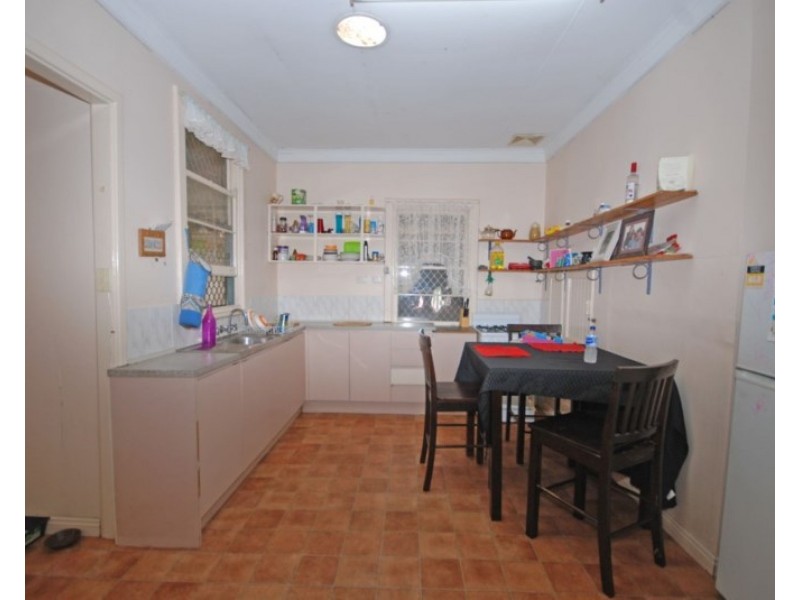 8 Hillman Street, Narrogin WA 6312