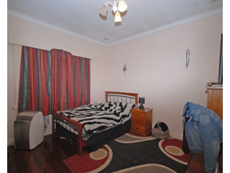 8 Hillman Street, Narrogin WA 6312