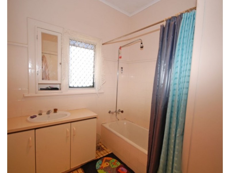 8 Hillman Street, Narrogin WA 6312