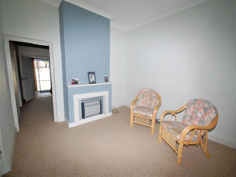 2 Fox Street, Narrogin WA 6312