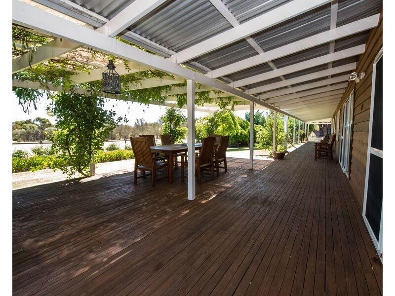 234 Mokine Road, Narrogin WA 6312