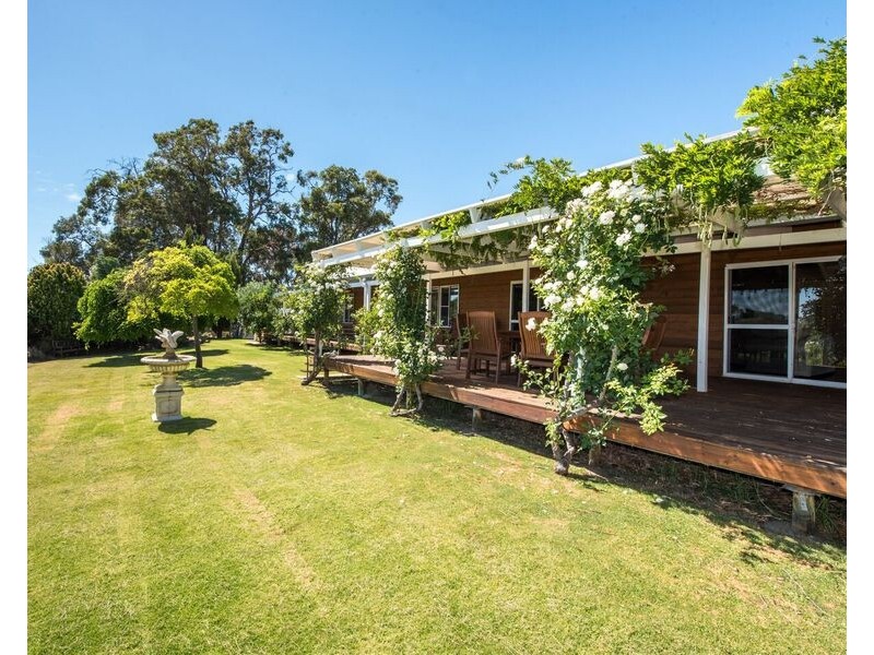 234 Mokine Road, Narrogin WA 6312