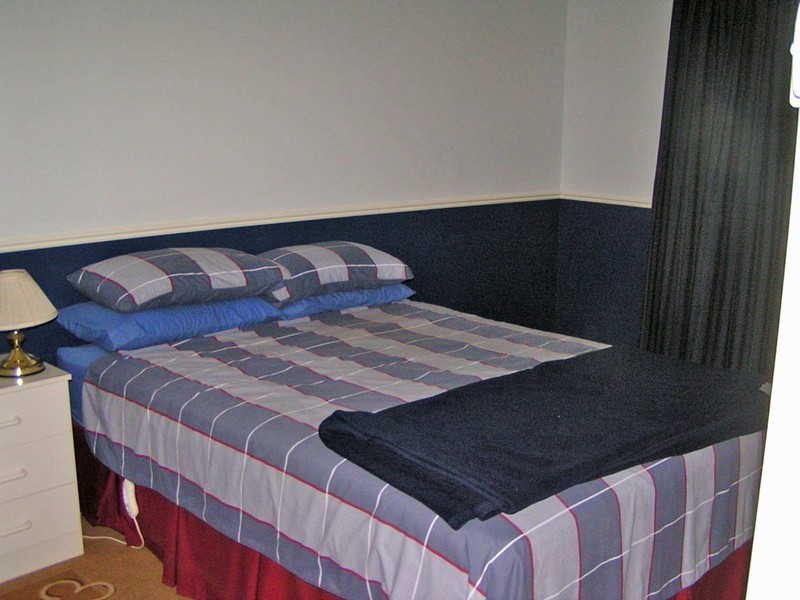 6 White Street, Wandering WA 6308