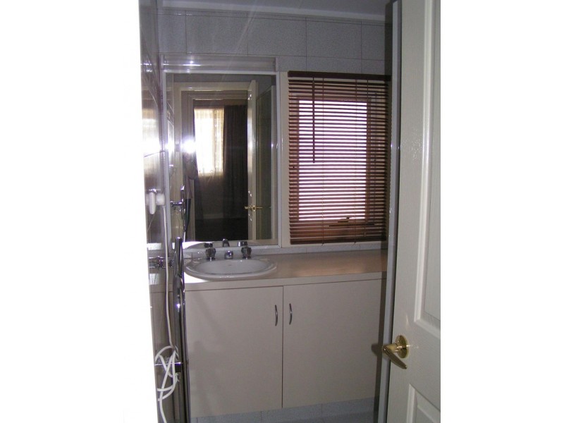 6 White Street, Wandering WA 6308