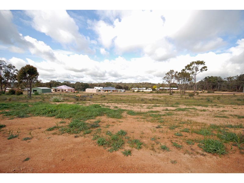 103 Forrest Street, Narrogin WA 6312