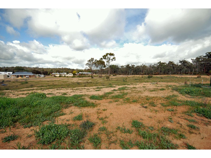 103 Forrest Street, Narrogin WA 6312