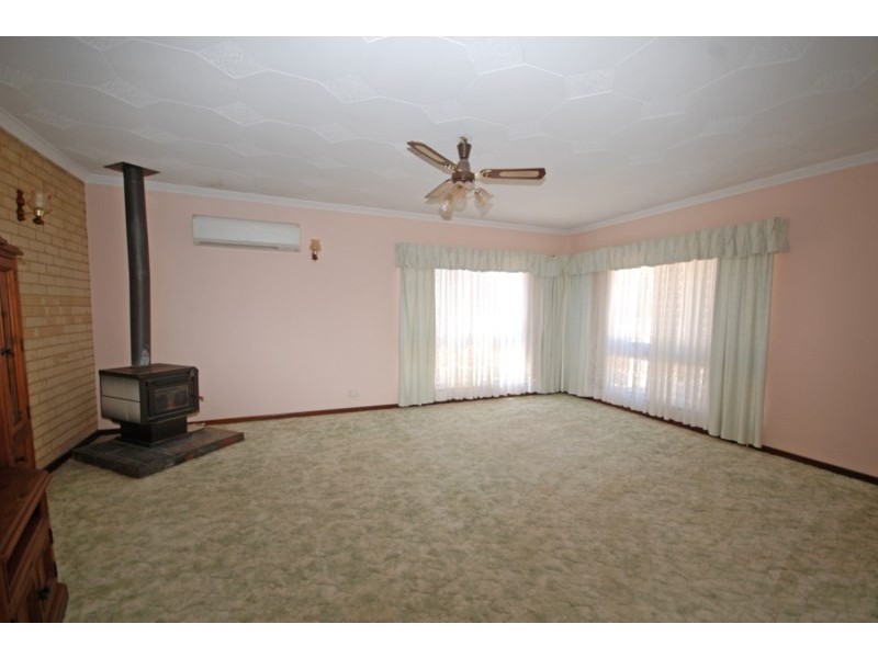 89 and 101 Richmond Street, Williams WA 6391