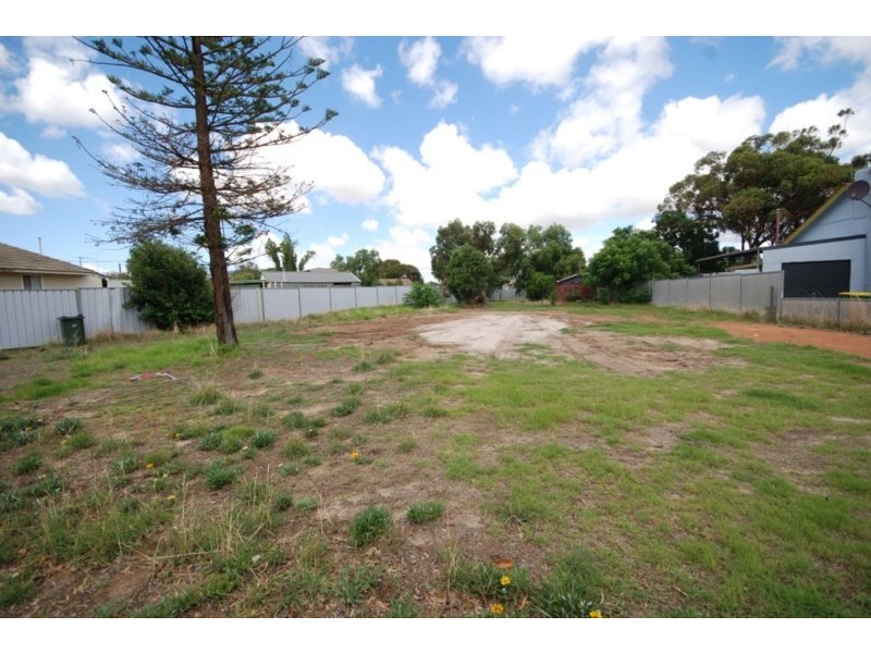 60 Bannister Street, Narrogin WA 6312