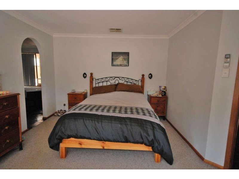 80 Graham Street, Kondinin WA 6367