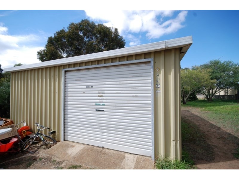 65 Narrakine Road, Narrogin WA 6312