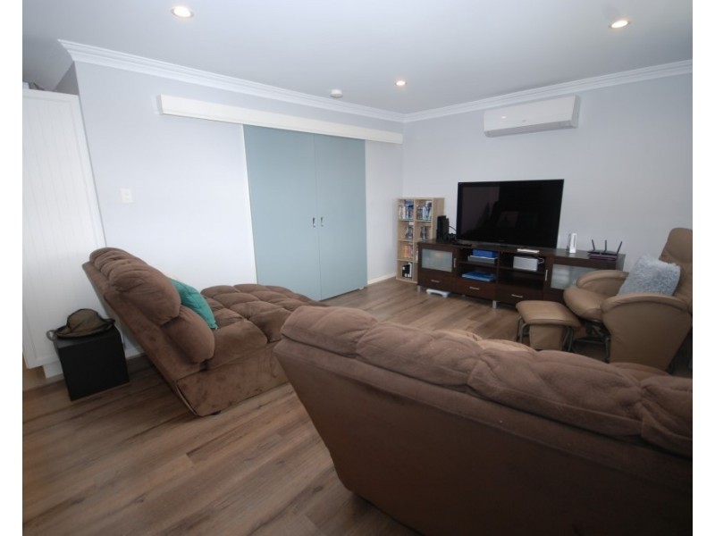 21 May Street, Narrogin WA 6312