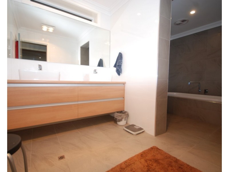 21 May Street, Narrogin WA 6312