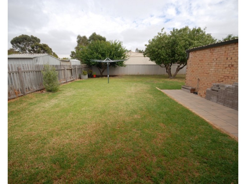 21 May Street, Narrogin WA 6312