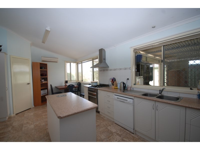 173 Clayton Road, Narrogin WA 6312