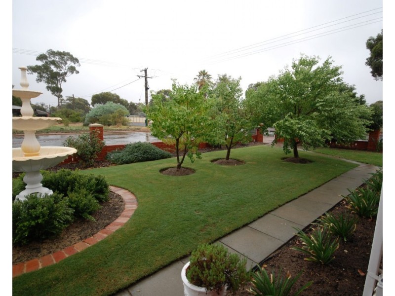 27 Johnston Street, Wagin WA 6315