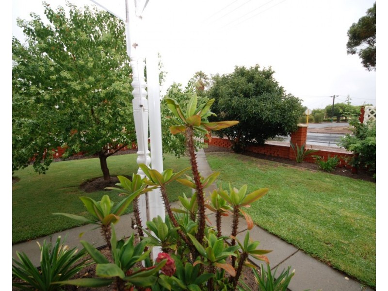 27 Johnston Street, Wagin WA 6315