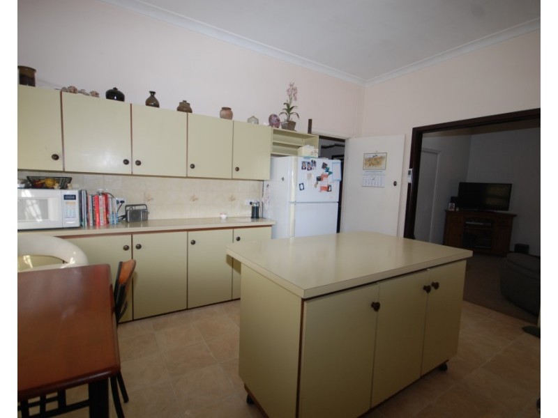 48 Ensign Street, Narrogin WA 6312