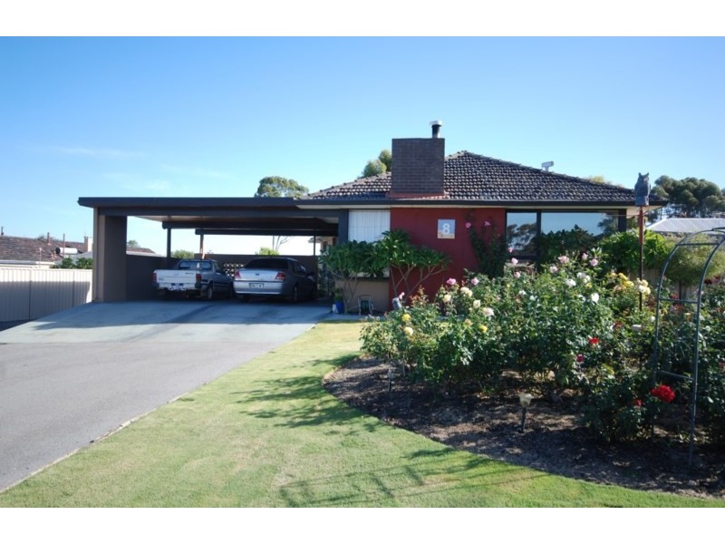 8 George Street, Wagin WA 6315