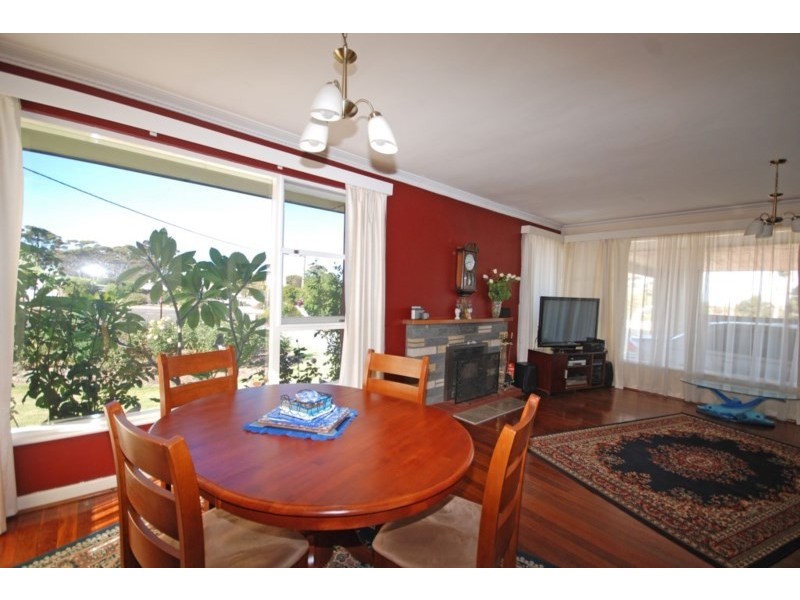 8 George Street, Wagin WA 6315