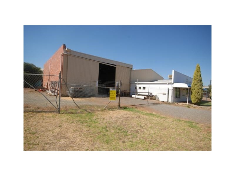 1 Grant Street, Narrogin WA 6312