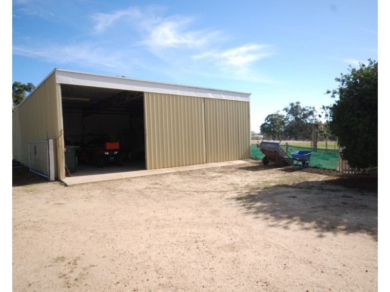 102 Scaddan Street, Narrogin WA 6312