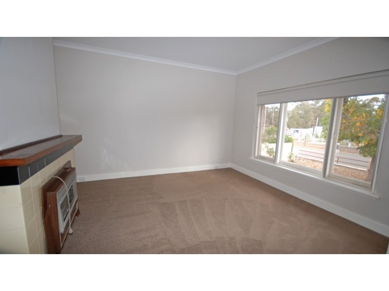 11 Hale Street, Narrogin WA 6312